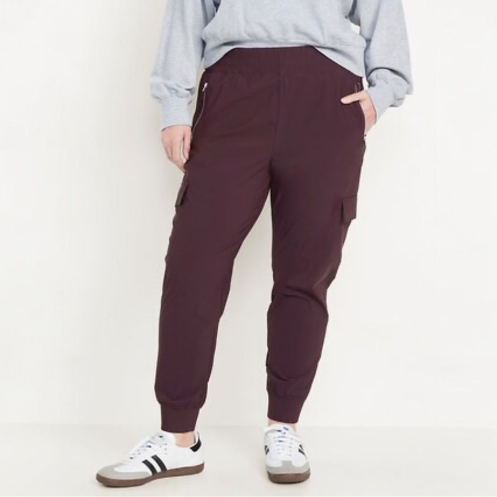 Old Navy SleekTech Cargo Joggers Sz 4X Boxwood Maroon High Waisted Go-Dry Pants